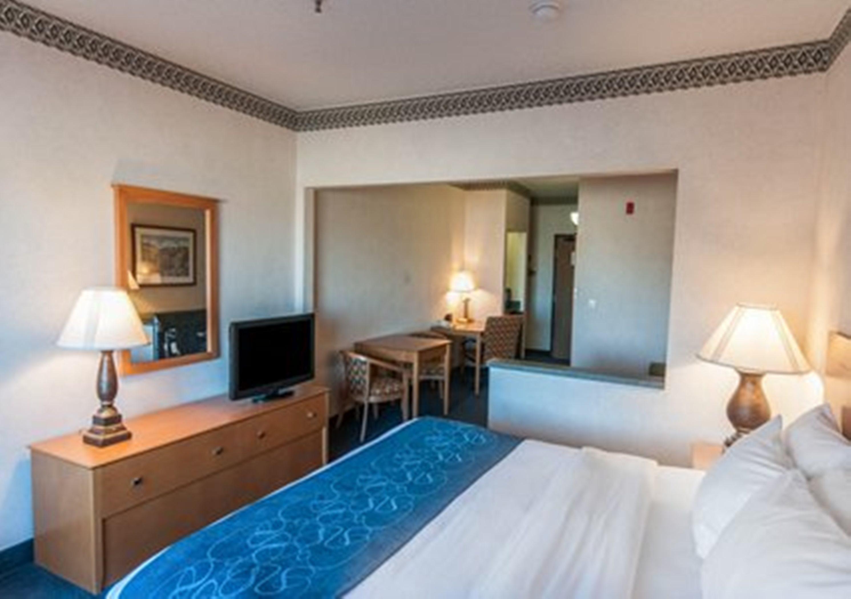 คอมฟอร์ท สวีทส์ ยูนิเวอร์ซิตี้ Hotel ลาสครูเซส ภายนอก รูปภาพ