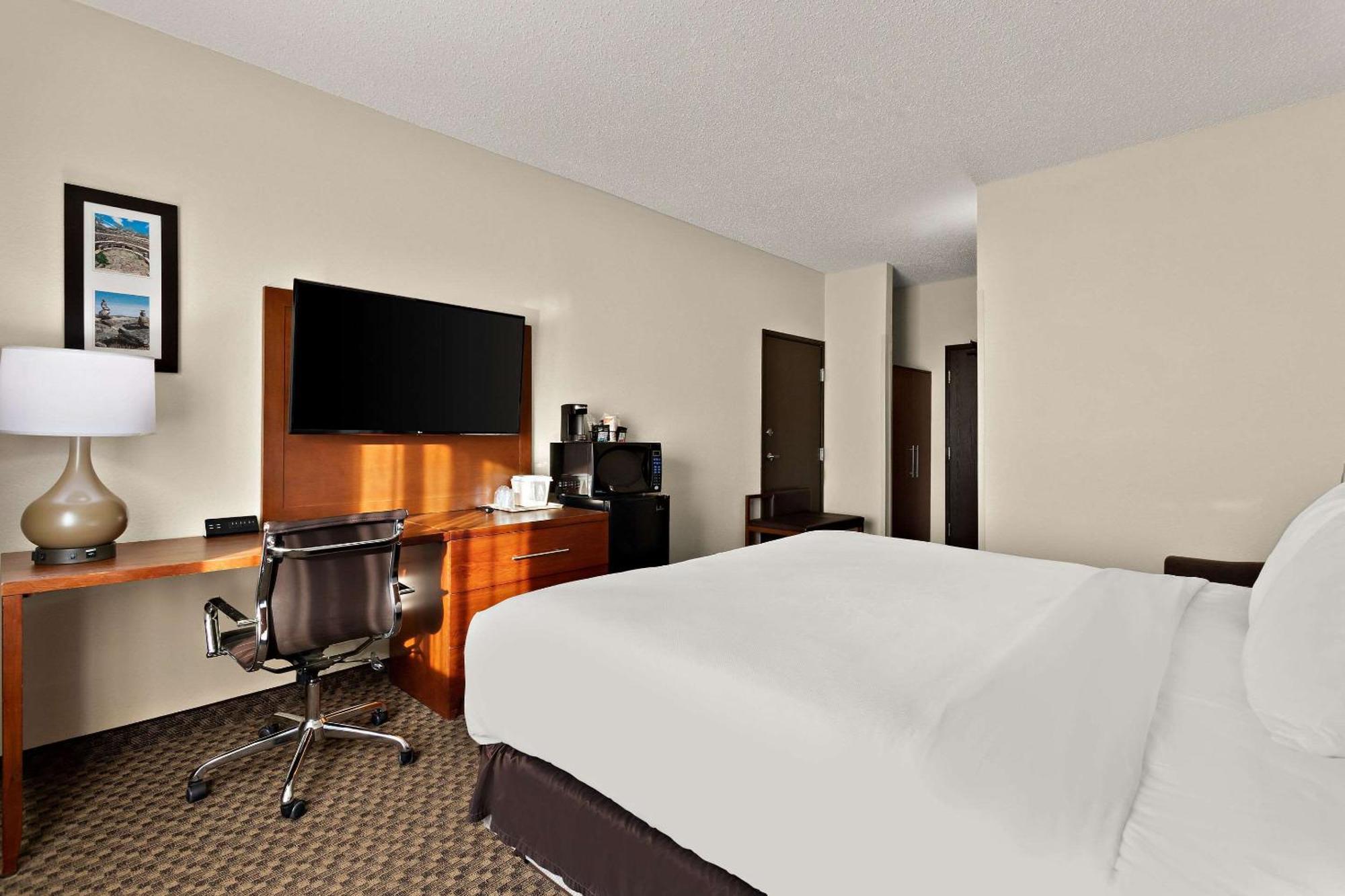 คอมฟอร์ท สวีทส์ ยูนิเวอร์ซิตี้ Hotel ลาสครูเซส ภายนอก รูปภาพ